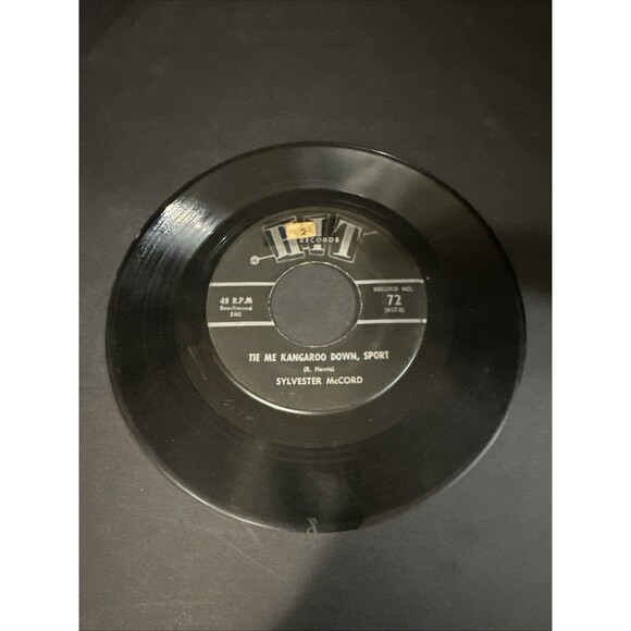 Hit Records 45 Music City Five “Memphis” Sylvester McCord “Tie Me Kangaroo Down” - Picture 1 of 3